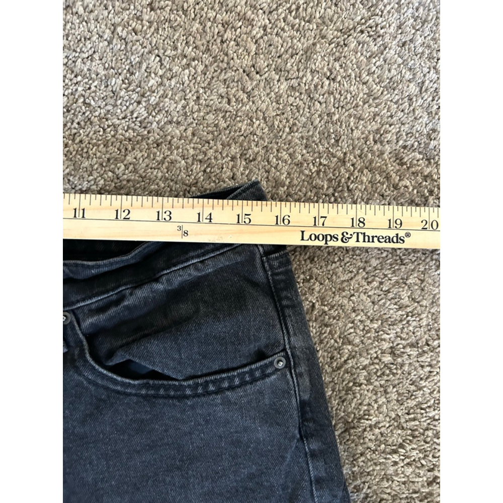 Women's Wild Fable Black Mid-Rise 90s Relaxed Straight Jeans Size 8
008 - Picture 3 of 8